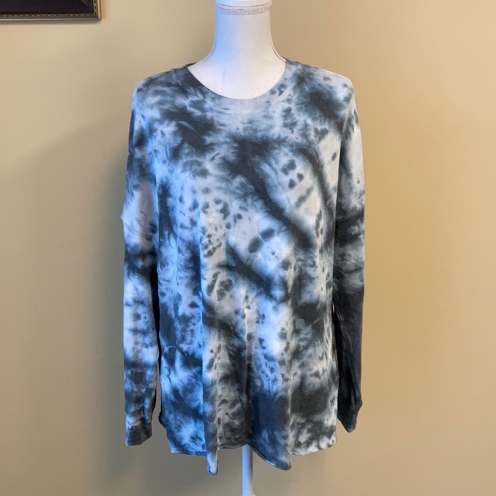 NWT - Green Tea Tie Dye Top